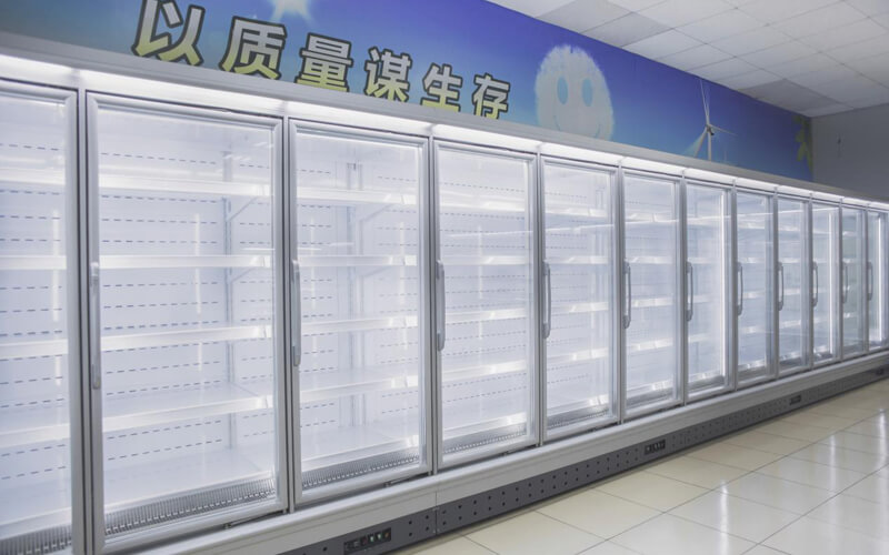 What Is the Difference Between a Refrigerator and a Refrigerated Display Case?